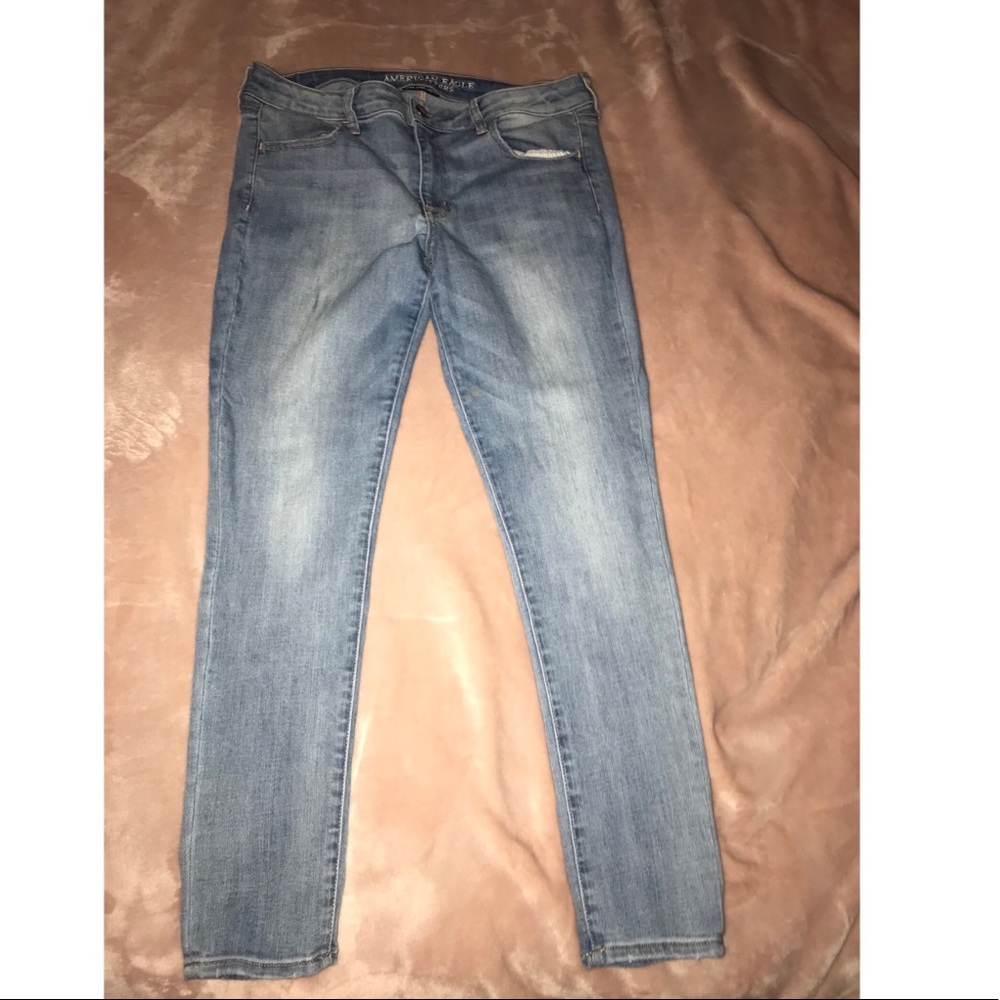 PRICE DROP American eagle skinny jeans